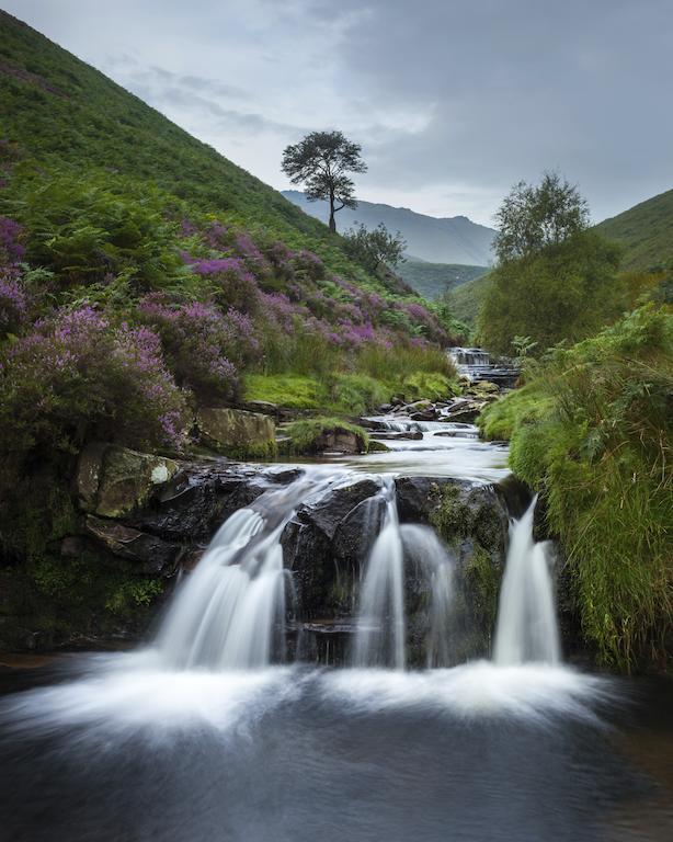 The Snake Pass Inn Edale Eksteriør billede